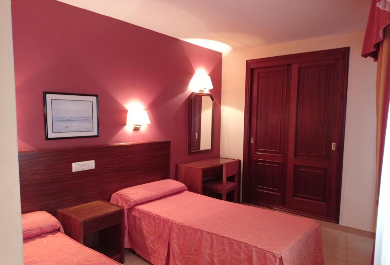 Hotel Siroco Portonovo Buitenkant foto